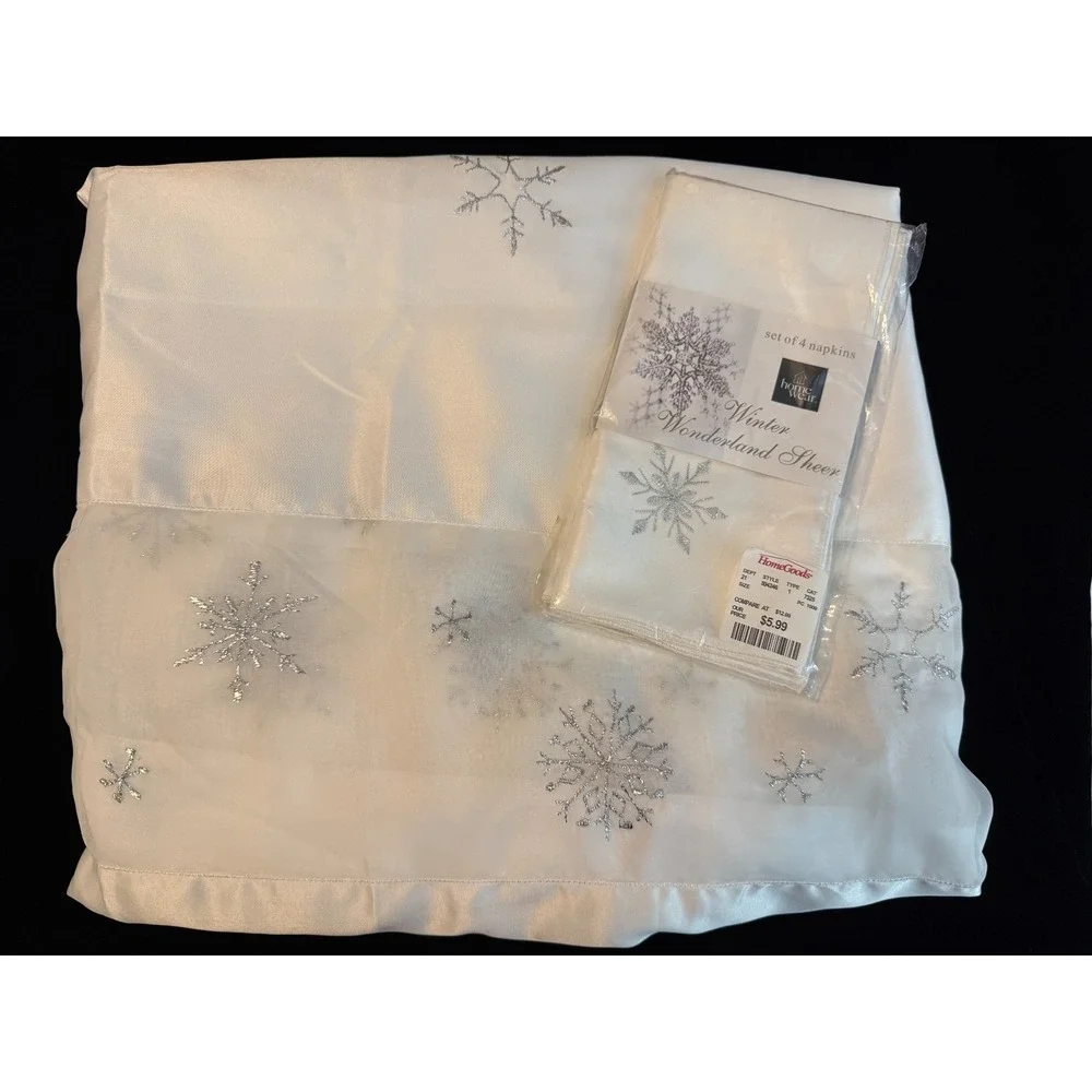 Lot Tablecloth‎ + Napkins Sam Hedaya 2006 Christmas Snowflakes Winter 100